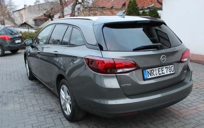 Opel Astra cena 32900 przebieg: 221421, rok produkcji 2017 z Olsztyn małe 352